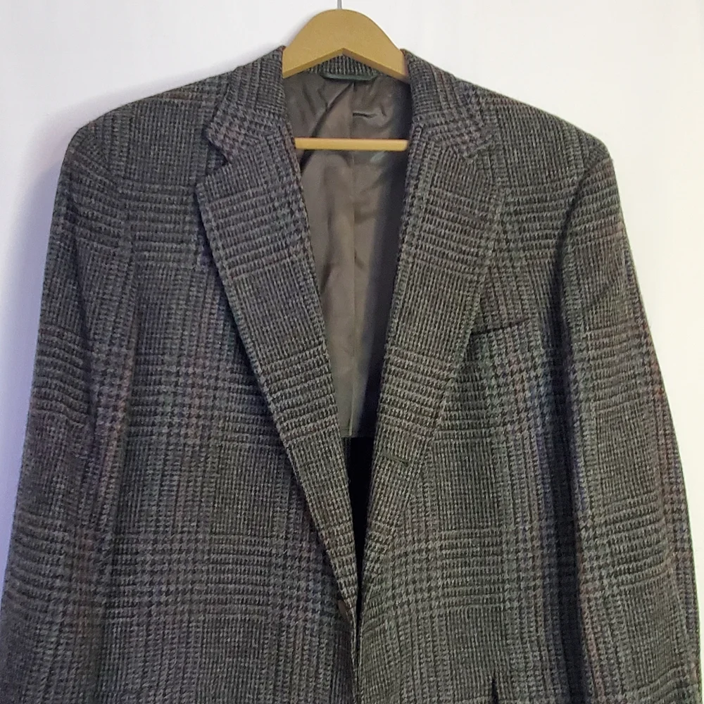 FAIRCLOUGH & CO men's 100% wool blazer, gray with hints of green/blue/maroon